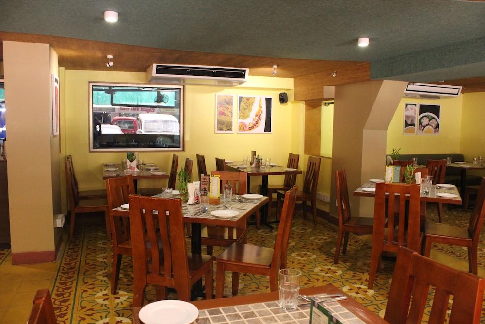 Grande Delmon Hotel Panaji Exterior photo